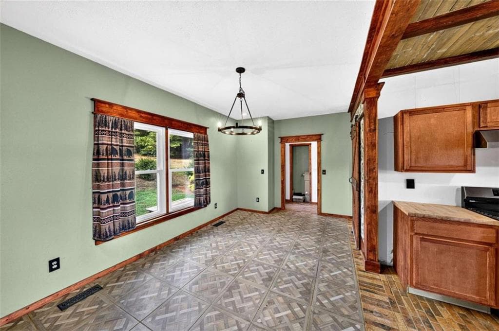 4 bedroom, 3 bathroom, 2,522 sq ft single family residence for sale at 139 Mount Zion Road, Rome, GA 30165 — photo 8