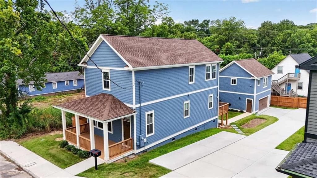 4 bedroom, 4 bathroom, 2,441 sq ft single family residence for sale at 396 Lindsay Street, Atlanta, GA 30314 — photo 3