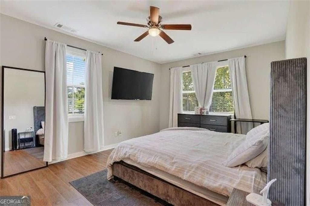 4 bedroom, 4 bathroom, 2,441 sq ft single family residence for sale at 396 Lindsay Street, Atlanta, GA 30314 — photo 7