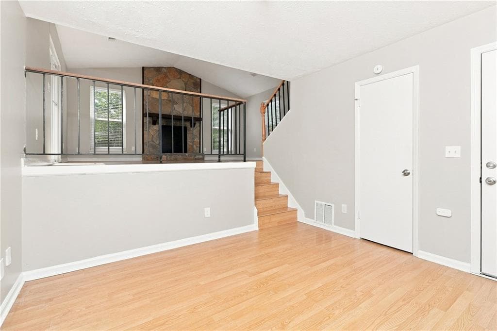 3 bedroom, 2 bathroom, 1,284 sq ft single family residence for rent at 917 Shiloh Ridge Run, Kennesaw, GA 30144 for $2,030 a month — photo 5
