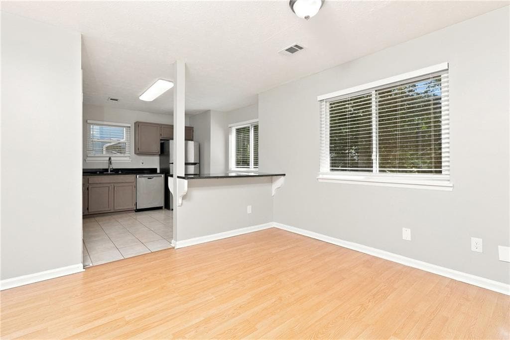 3 bedroom, 2 bathroom, 1,284 sq ft single family residence for rent at 917 Shiloh Ridge Run, Kennesaw, GA 30144 for $2,030 a month — photo 10