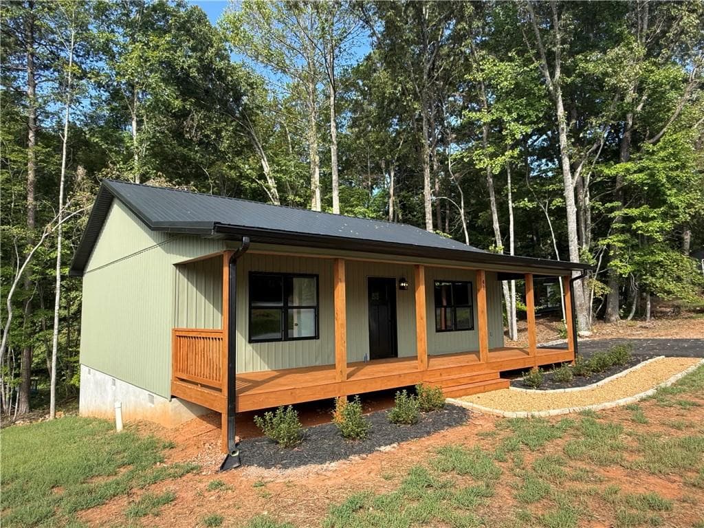 2 bedroom, 2 bathroom, 1,080 sq ft single family residence for sale at 41 Buckhorn Tavern Road, Dahlonega, GA 30533 — photo 2