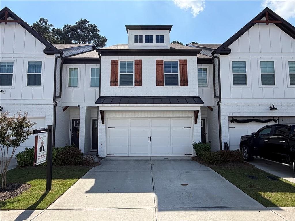 3 bedroom, 3 bathroom, 1,818 sq ft townhouse for rent at 263 Auburn Valley Way, Auburn, GA 30011 for $2,000 a month