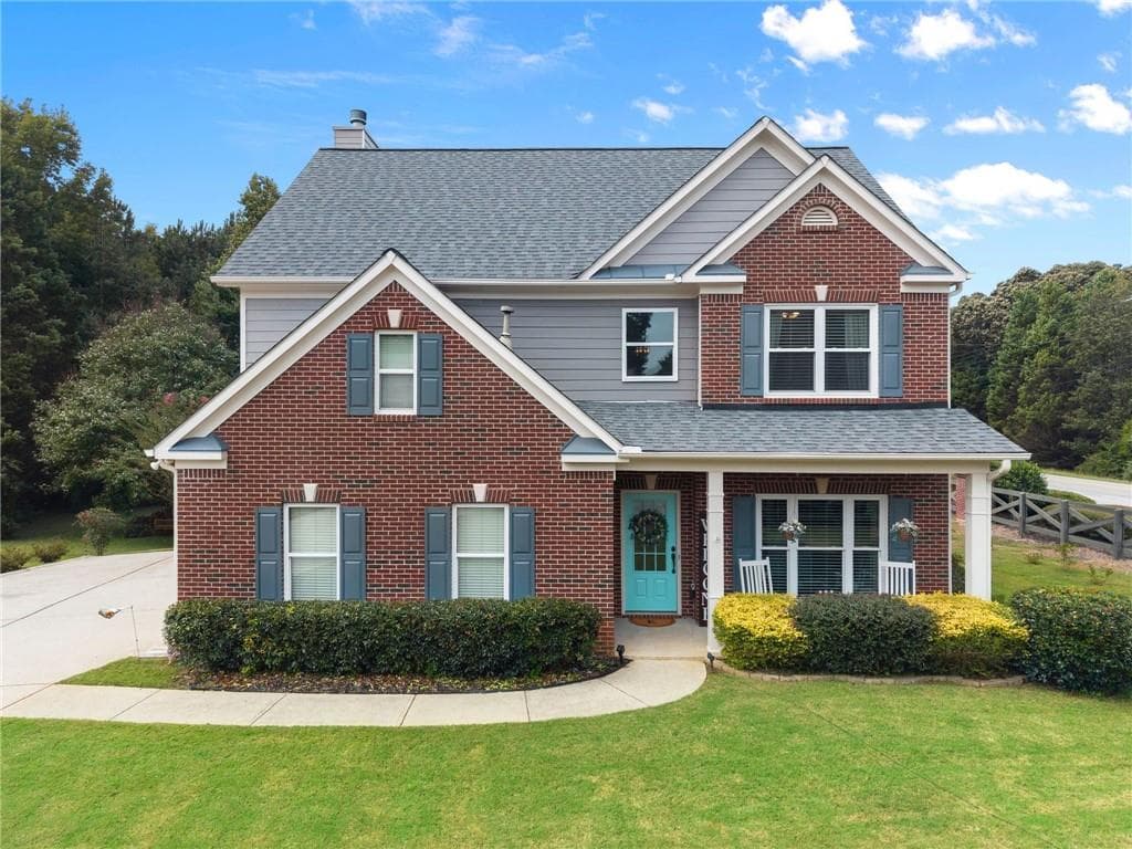 4 bedroom, 3 bathroom, 2,364 sq ft single family residence for sale at 6104 Saddlehorse Drive, Flowery Branch, GA 30542