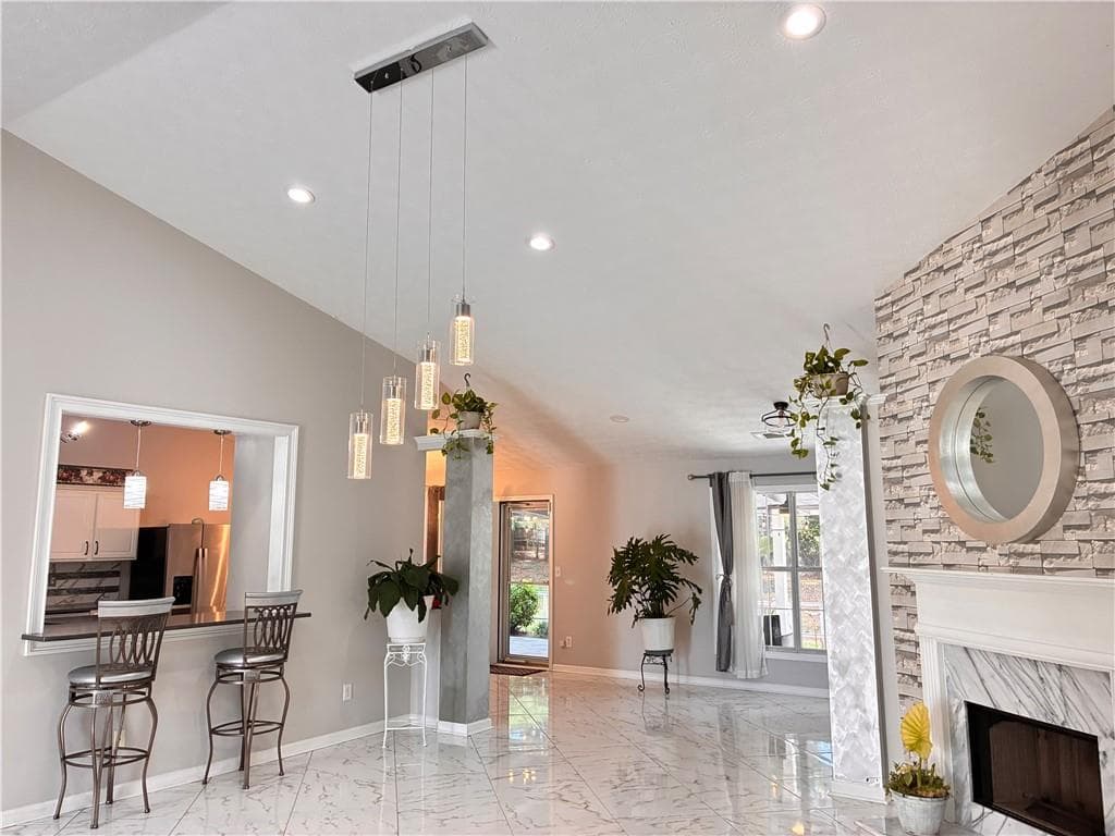 3 bedroom, 2 bathroom, 2,373 sq ft single family residence for sale at 2010 Glen Parke Ct, Lawrenceville, GA 30044 — photo 5