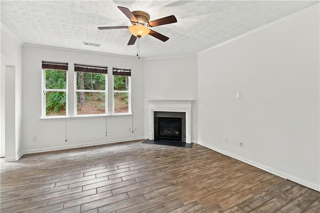3 bedroom, 3 bathroom, 1,836 sq ft townhouse for sale at 1573 Park Brooke Circle, Marietta, GA 30008 — photo 8