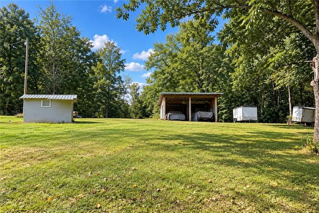 3 bedroom, 2 bathroom, 1,200 sq ft single family residence for sale at 940 Good Hope Road, Monroe, GA 30655 — photo 4
