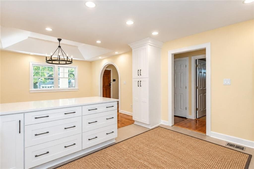 3 bedroom, 4 bathroom, 2,192 sq ft single family residence for sale at 805 Holmes Street, Atlanta, GA 30318 — photo 4
