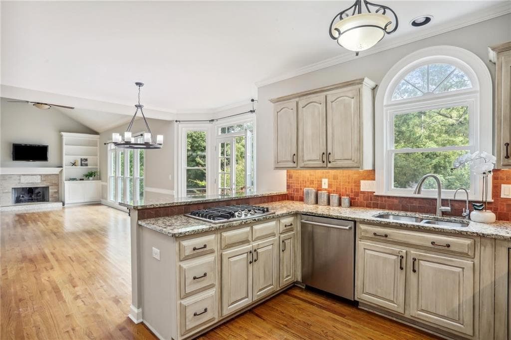 5 bedroom, 5 bathroom, 4,263 sq ft single family residence for rent at 3282 Belmont Glen Drive, Marietta, GA 30067 for $5,500 a month — photo 9