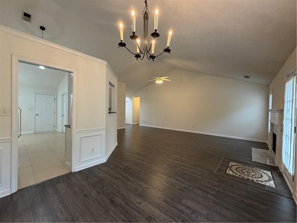 3 bedroom, 2 bathroom, 1,836 sq ft single family residence for sale at 3017 Baymount Way, Lawrenceville, GA 30043 — photo 7