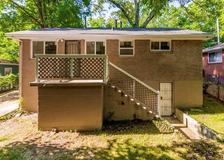 3 bedroom, 1 bathroom, 832 sq ft single family residence for sale at 2017 Detroit Avenue, Atlanta, GA 30314 — photo 5