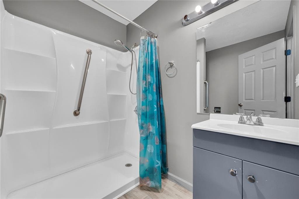 2 bedroom, 1 bathroom, 770 sq ft single family residence for sale at 393 N Red Rock Road, Toccoa, GA 30577 — photo 5