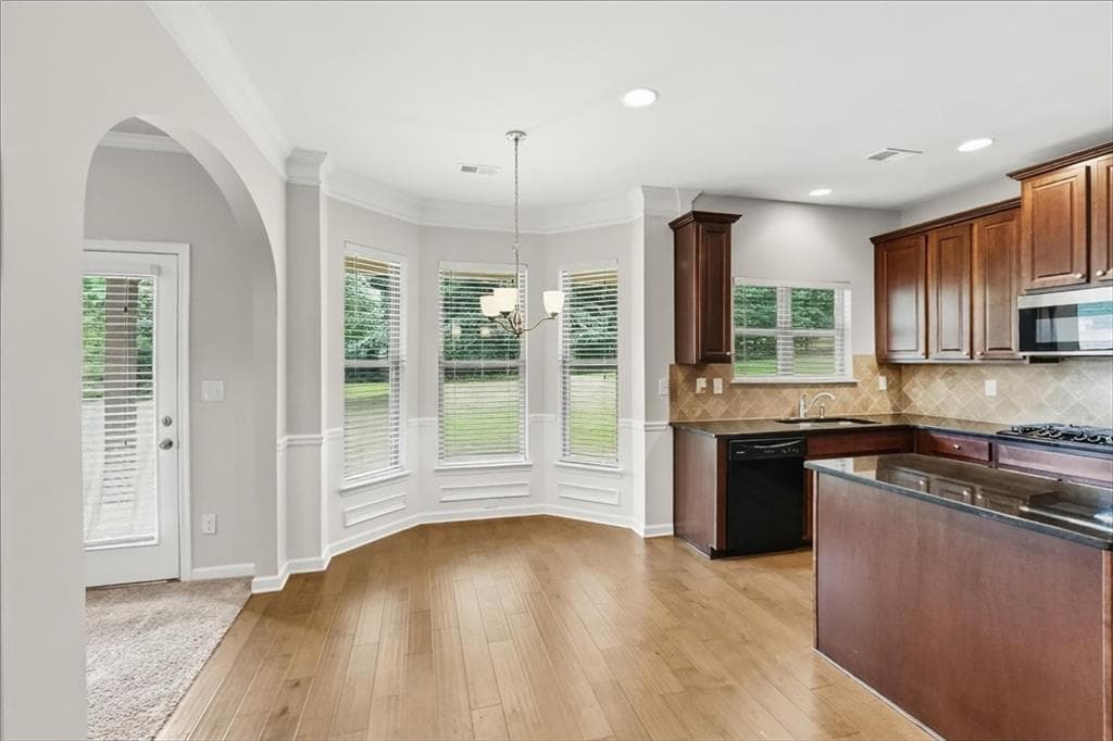 4 bedroom, 4 bathroom, 2,780 sq ft single family residence for sale at 4254 Sawgrass Drive, Stonecrest, GA 30038 — photo 7