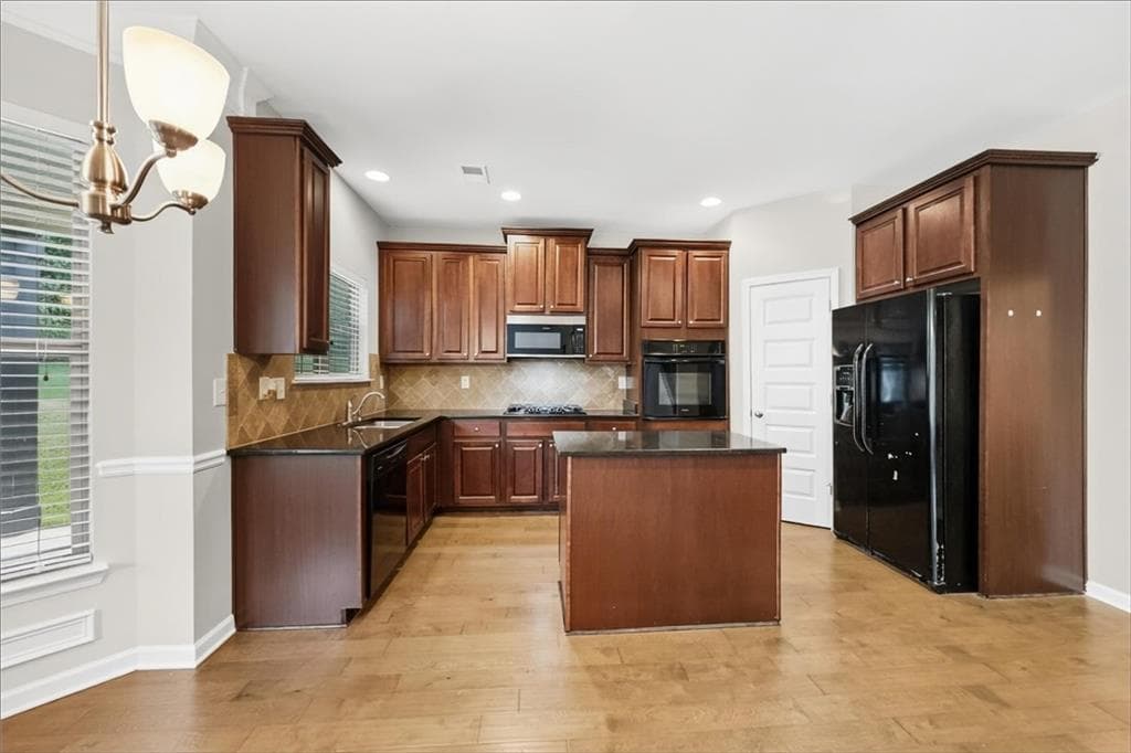 4 bedroom, 4 bathroom, 2,780 sq ft single family residence for sale at 4254 Sawgrass Drive, Stonecrest, GA 30038 — photo 9