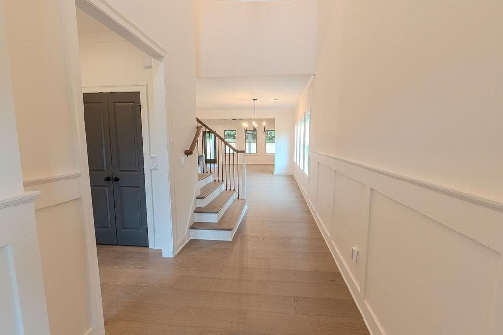 4 bedroom, 4 bathroom, 3,275 sq ft single family residence for sale at 362 Races Road, Hoschton, GA 30548 — photo 3