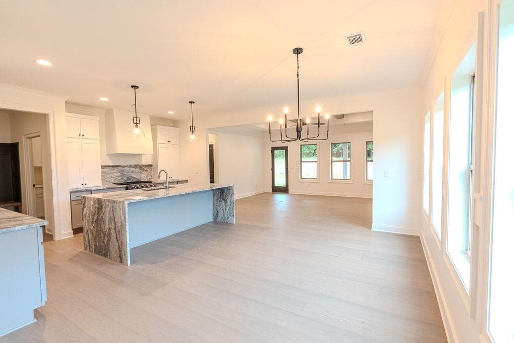 4 bedroom, 4 bathroom, 3,275 sq ft single family residence for sale at 362 Races Road, Hoschton, GA 30548 — photo 9