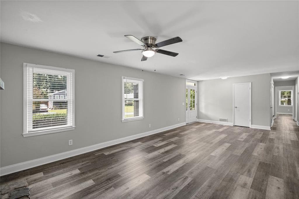 4 bedroom, 3 bathroom, 1,888 sq ft single family residence for sale at 164 Dials Drive, Woodstock, GA 30188 — photo 7
