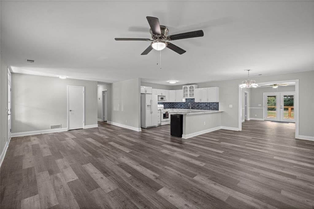 4 bedroom, 3 bathroom, 1,888 sq ft single family residence for sale at 164 Dials Drive, Woodstock, GA 30188 — photo 8