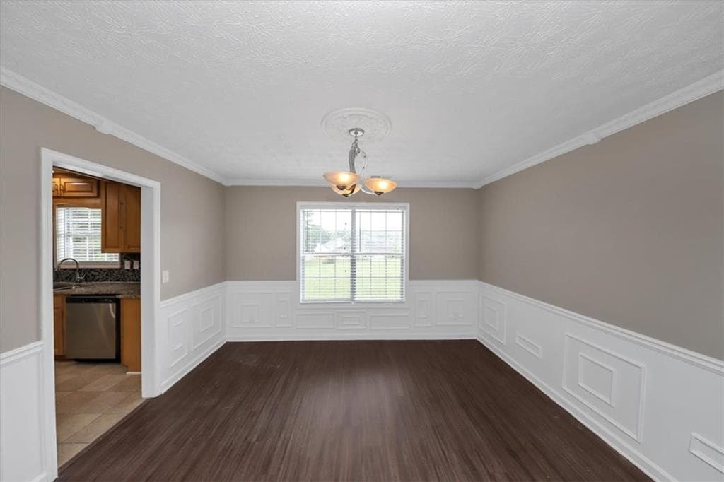 5 bedroom, 3 bathroom, 3,286 sq ft single family residence for sale at 2631 Downing Park Drive, Conyers, GA 30094 — photo 10