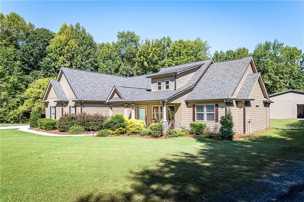 3 bedroom, 2 bathroom, 3,220 sq ft single family residence for sale at 60 Eskew Road, Mcdonough, GA 30252 — photo 3