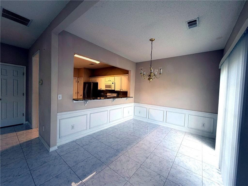 3 bedroom, 3 bathroom, 1,732 sq ft condominium for sale at 3601 Gainesway Trace, Duluth, GA 30096 — photo 6