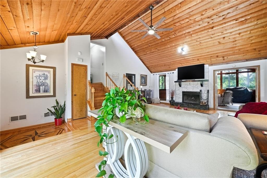 5 bedroom, 3 bathroom, 2,933 sq ft single family residence for sale at 2184 Deep Woods Way, Marietta, GA 30062 — photo 4