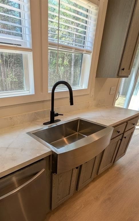 4 bedroom, 3 bathroom, 1,860 sq ft single family residence for sale at 5568 Saddle Club Road, Gainesville, GA 30506 — photo 4