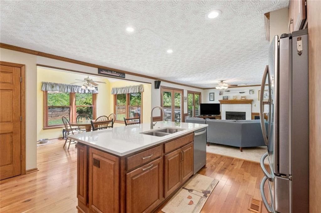 4 bedroom, 3 bathroom, 3,251 sq ft single family residence for sale at 2057 Tully Wren, Marietta, GA 30066 — photo 5