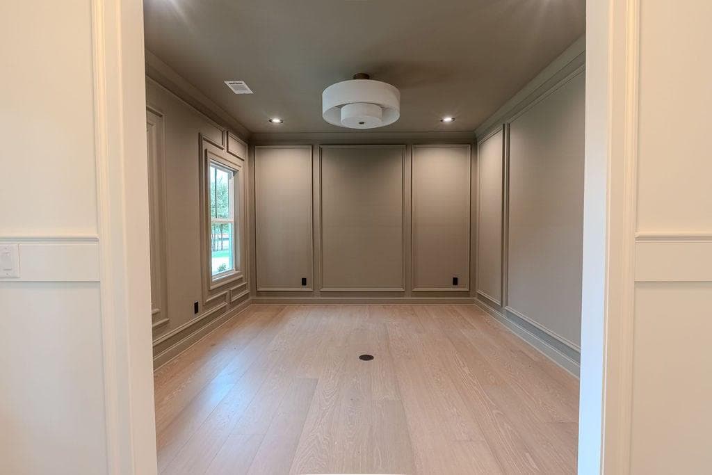 4 bedroom, 4 bathroom, 3,331 sq ft single family residence for sale at 328 Races Road, Hoschton, GA 30548 — photo 4