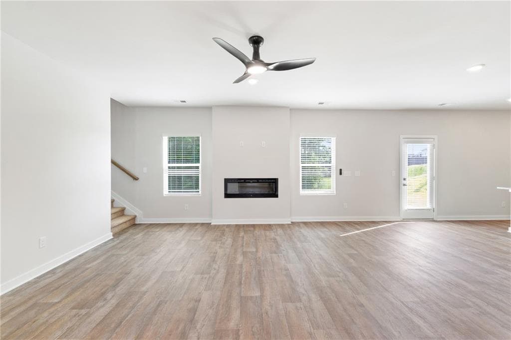 4 bedroom, 3 bathroom, 2,500 sq ft single family residence for sale at 342 Jarrett Street, Fairburn, GA 30213 — photo 6