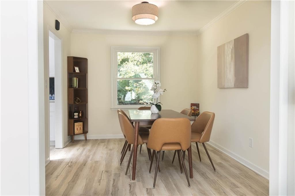 4 bedroom, 3 bathroom, 2,076 sq ft single family residence for sale at 4950 Happy Hollow Rd, Dunwoody, GA 30360 — photo 9