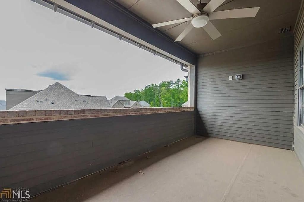 3 bedroom, 4 bathroom, 2,268 sq ft townhouse for rent at 6661 Cadence Boulevard, Sandy Springs, GA 30328 for $4,495 a month — photo 2
