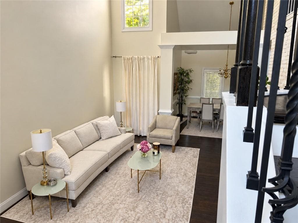 3 bedroom, 3 bathroom, 2,417 sq ft single family residence for sale at 3345 Glenrose Trail, Atlanta, GA 30341 — photo 3