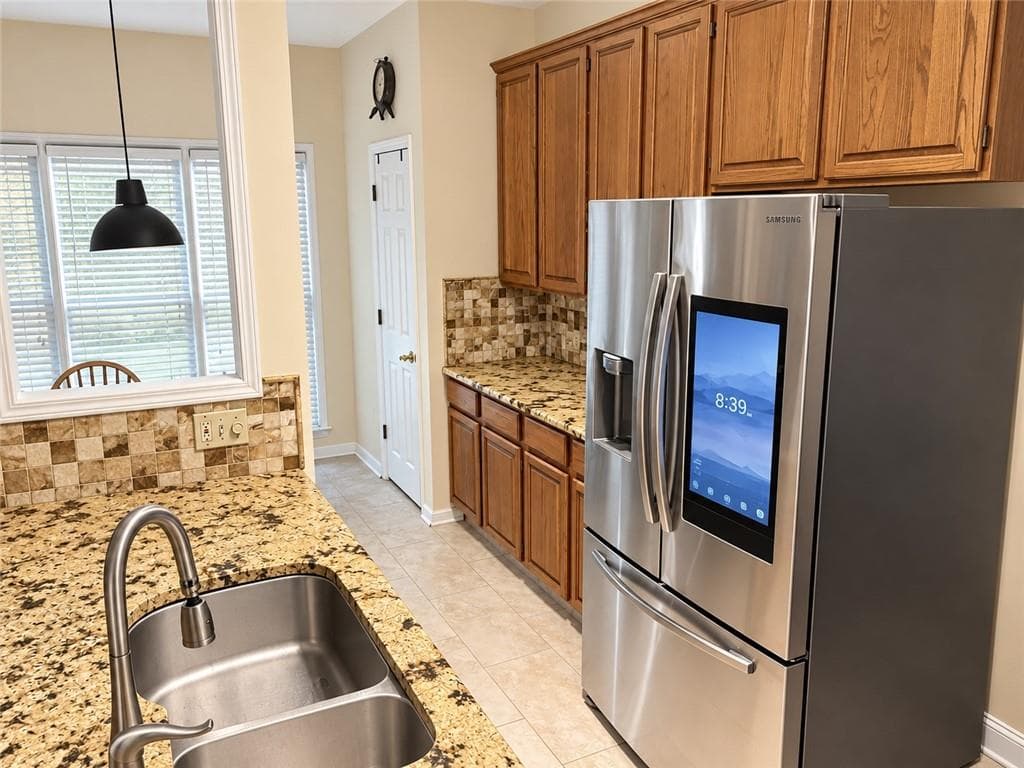 3 bedroom, 3 bathroom, 2,417 sq ft single family residence for sale at 3345 Glenrose Trail, Atlanta, GA 30341 — photo 5