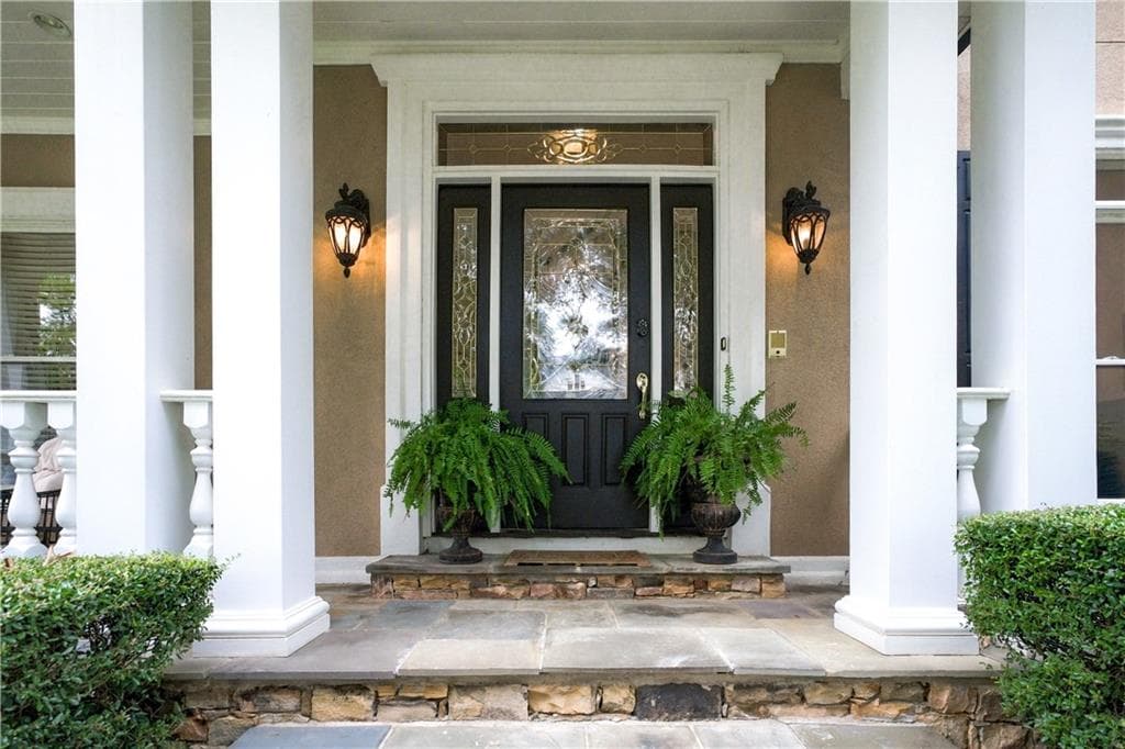 5 bedroom, 5 bathroom, 5,658 sq ft single family residence for sale at 5687 Mountain Oak Drive, Braselton, GA 30517 — photo 2