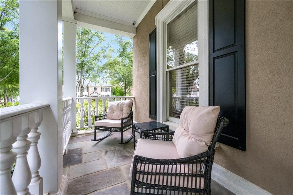 5 bedroom, 5 bathroom, 5,658 sq ft single family residence for sale at 5687 Mountain Oak Drive, Braselton, GA 30517 — photo 10