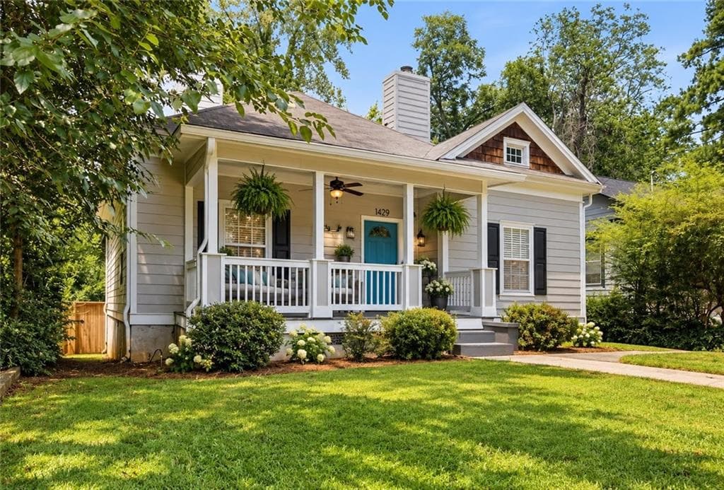 2 bedroom, 2 bathroom, 1,420 sq ft single family residence for sale at 1429 Beatie Avenue, Atlanta, GA 30310 — photo 1 of 49