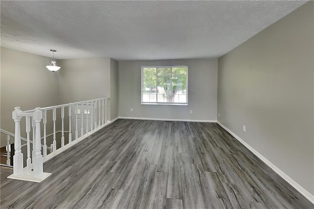 4 bedroom, 3 bathroom, 1,988 sq ft single family residence for rent at 2582 Morgan Lake Drive, Marietta, GA 30066 for $2,400 a month — photo 2