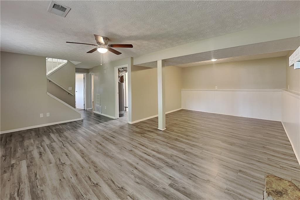 4 bedroom, 3 bathroom, 1,988 sq ft single family residence for rent at 2582 Morgan Lake Drive, Marietta, GA 30066 for $2,400 a month — photo 4