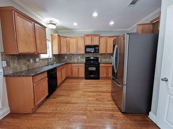 4 bedroom, 3 bathroom, 3,276 sq ft single family residence for rent at 230 Kubol Drive, Lawrenceville, GA 30046 for $2,500 a month — photo 8