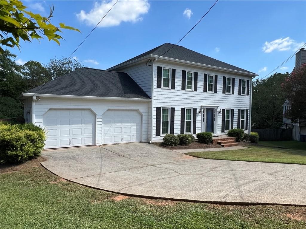 4 bedroom, 3 bathroom, 2,604 sq ft single family residence for sale at 903 Coach House Drive, Tucker, GA 30084 — photo 2