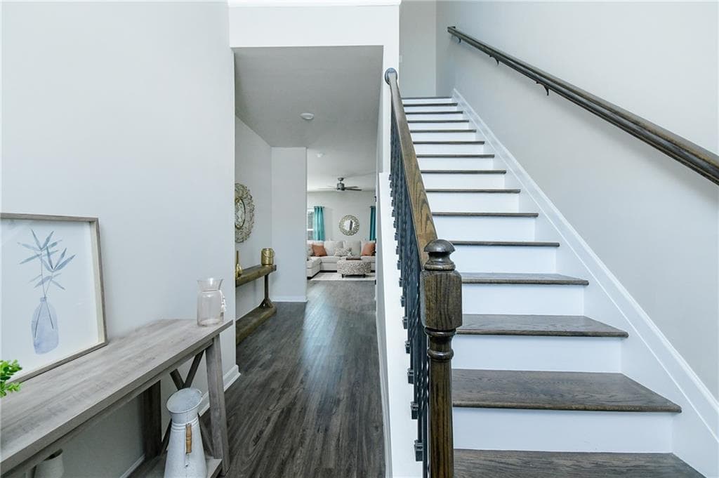 4 bedroom, 3 bathroom, 2,001 sq ft single family residence for sale at 2288 Elise Way, Hampton, GA 30228 — photo 3