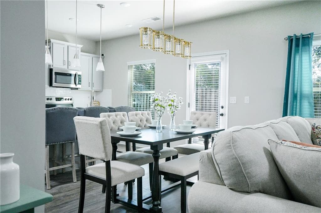 4 bedroom, 3 bathroom, 2,001 sq ft single family residence for sale at 2288 Elise Way, Hampton, GA 30228 — photo 8