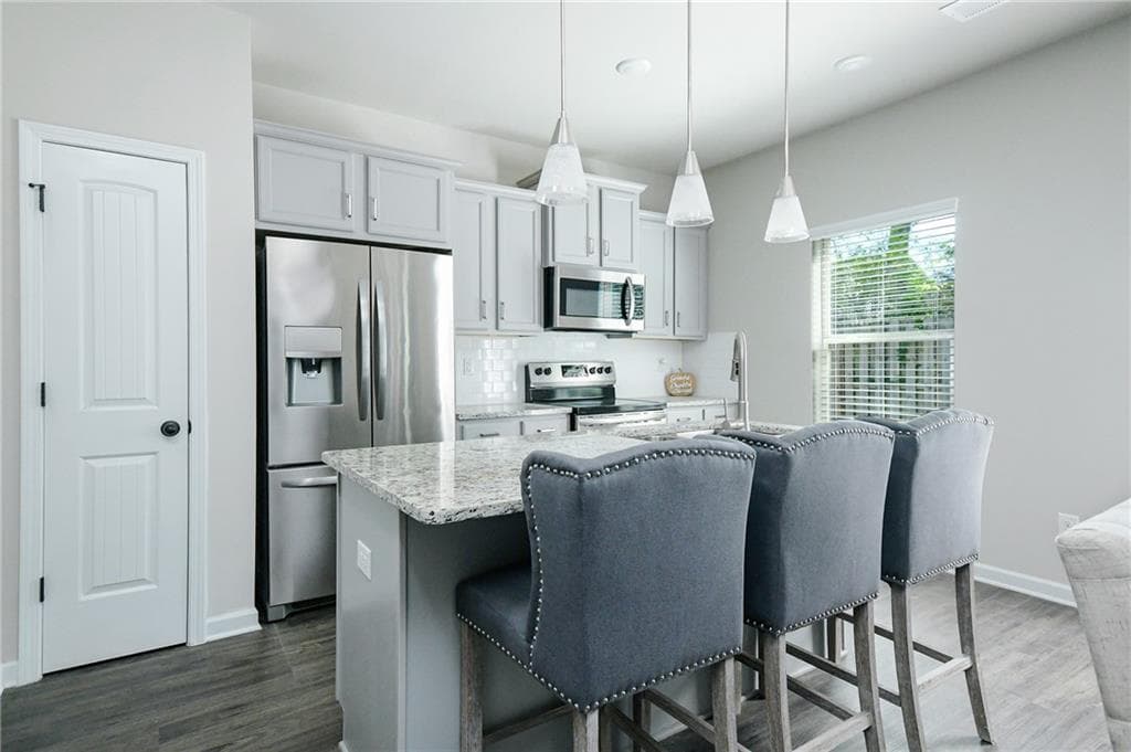 4 bedroom, 3 bathroom, 2,001 sq ft single family residence for sale at 2288 Elise Way, Hampton, GA 30228 — photo 9