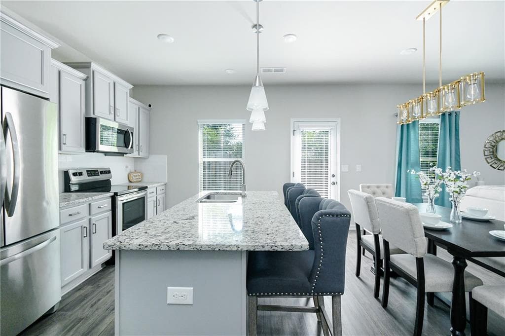 4 bedroom, 3 bathroom, 2,001 sq ft single family residence for sale at 2288 Elise Way, Hampton, GA 30228 — photo 10