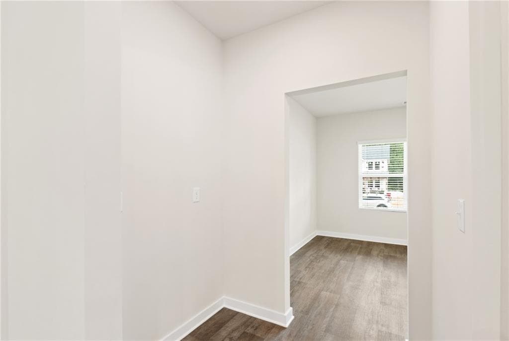 4 bedroom, 3 bathroom, 2,700 sq ft single family residence for sale at 359 Jarrett Street, Fairburn, GA 30213 — photo 7