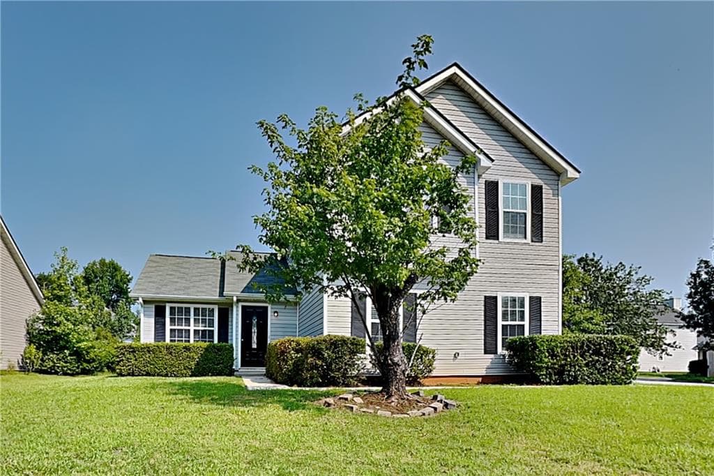3 bedroom, 3 bathroom, 1,654 sq ft single family residence for rent at 4705 Duration Court, Snellville, GA 30039 for $1,975 a month