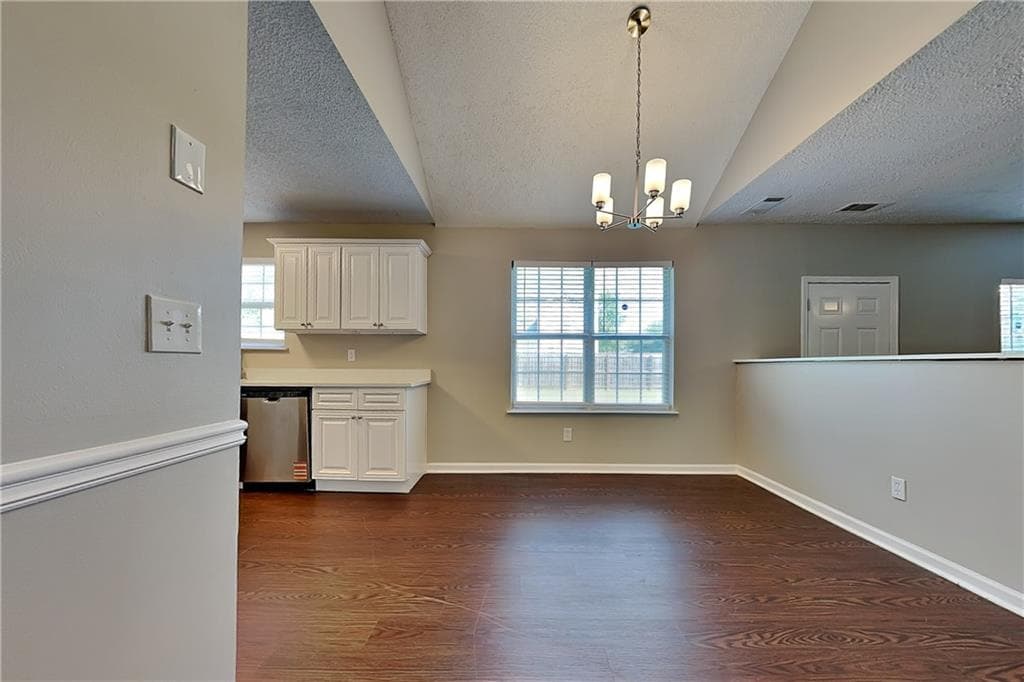 3 bedroom, 3 bathroom, 1,654 sq ft single family residence for rent at 4705 Duration Court, Snellville, GA 30039 for $1,975 a month — photo 8