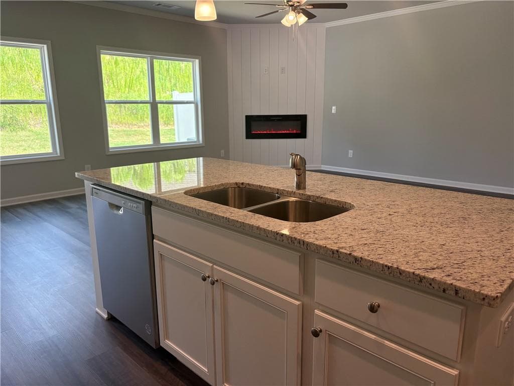 4 bedroom, 3 bathroom, 2,073 sq ft townhouse for rent at 5274 Fox Den Road, Oakwood, GA 30566 for $2,100 a month — photo 8