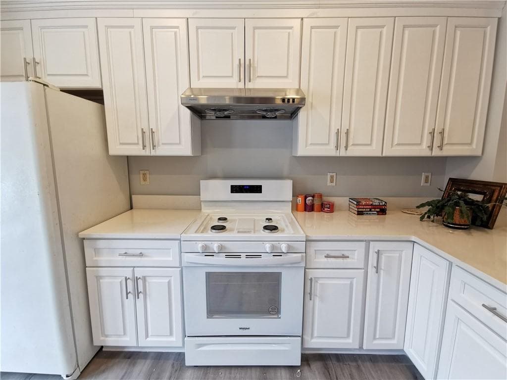 3 bedroom, 3 bathroom, 1,316 sq ft townhouse for rent at 4645 Valais Court 125, Alpharetta, GA 30022 for $2,100 a month — photo 9